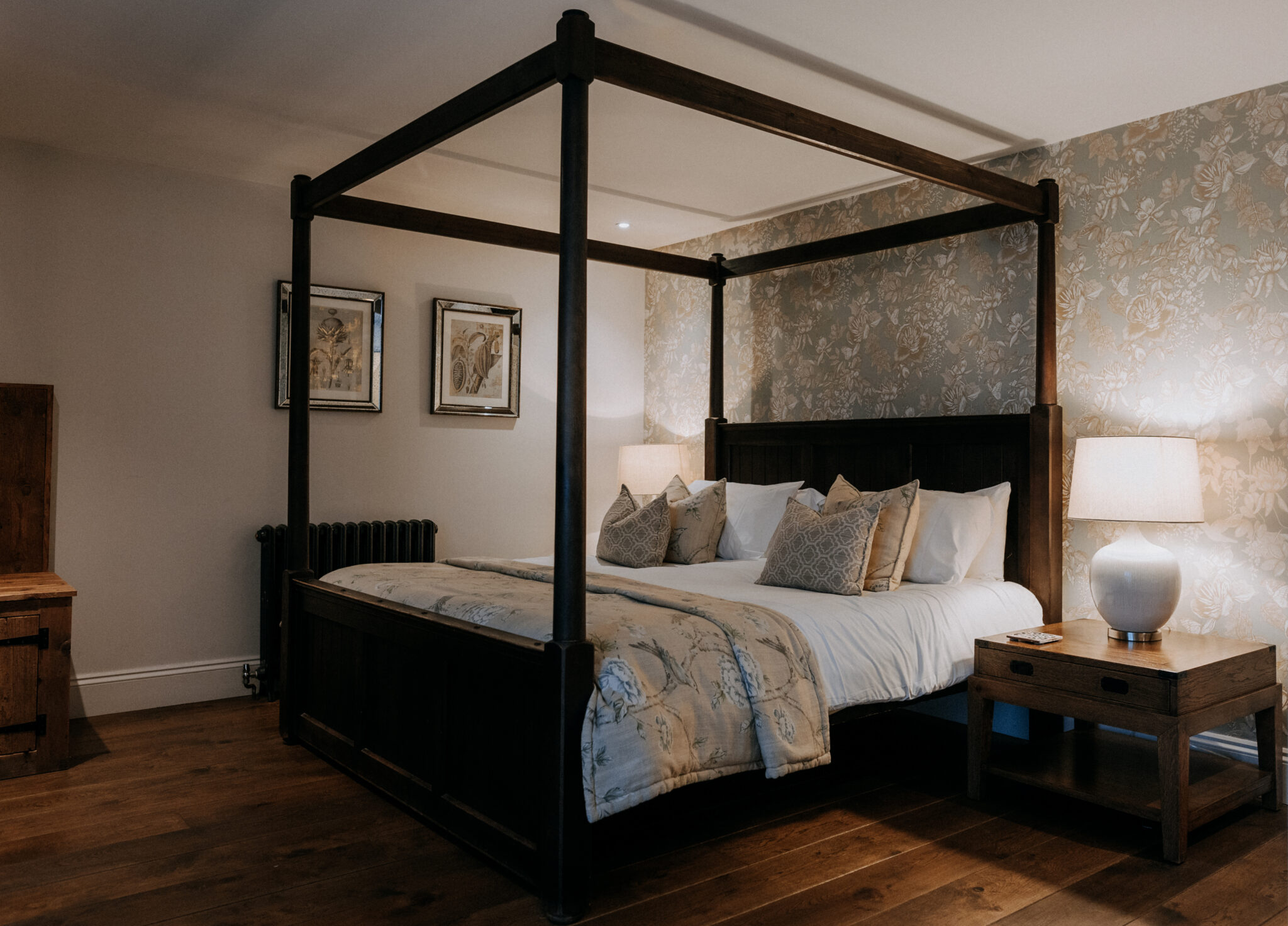 Four-poster bed in guest room accommodation at a Kent filming location